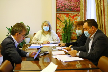 Проект закона о продлении реструктуризации кредитов из федерального бюджета одобрен профильным комитетом